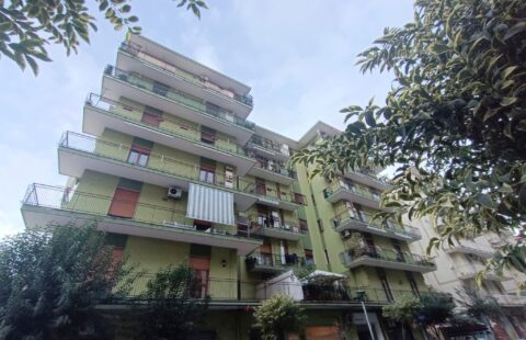 Trilocale al centro di Pontecagnano