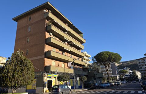 Appartamento in vendita in via Domodossola