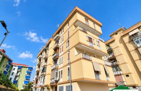 Appartamento di 4 vani con box